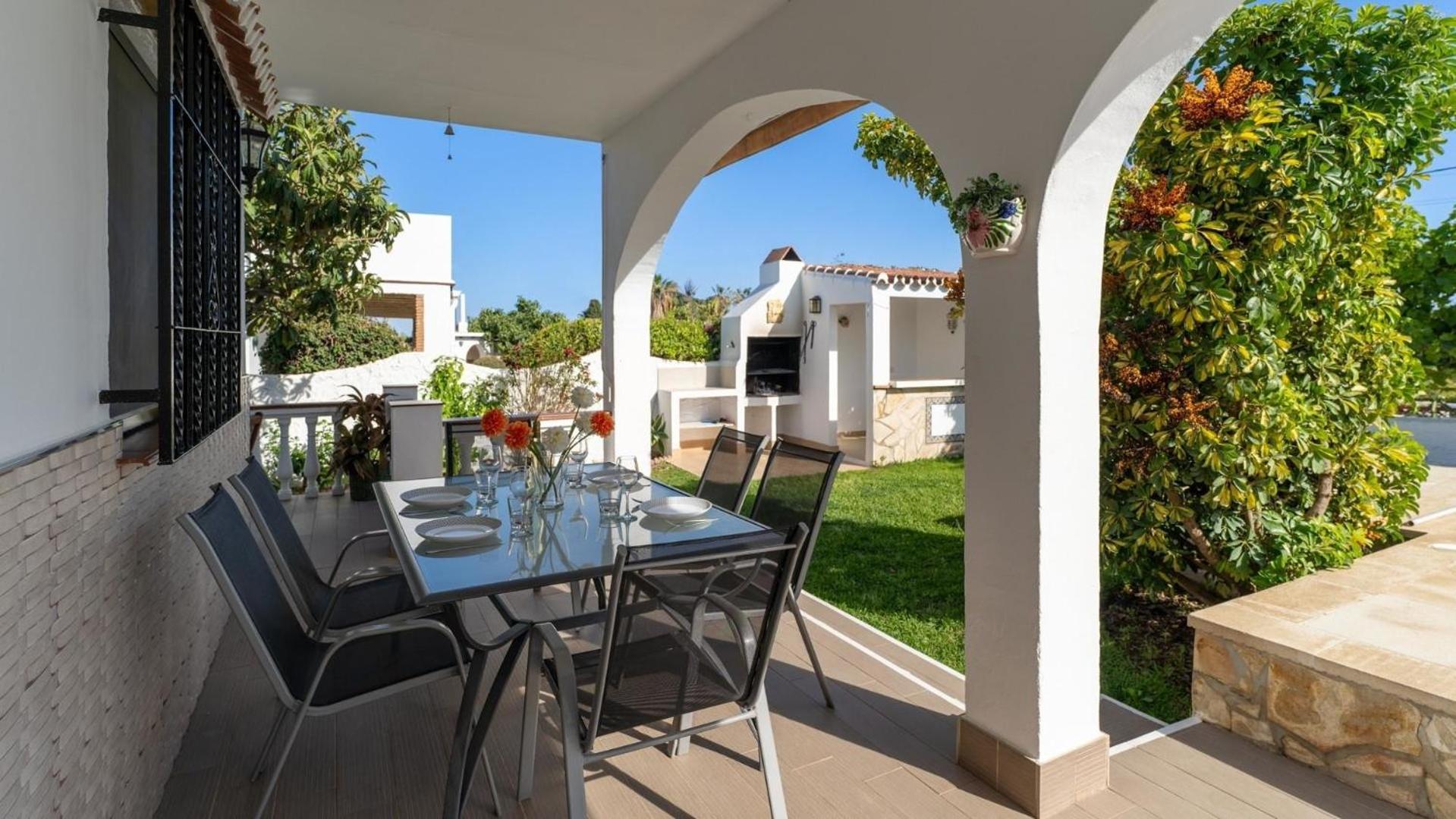 Semesterbostad Mit Privatpool Fuer 6 Personen Ca 117 Qm In Nerja, Andalusien Costa Del Sol *