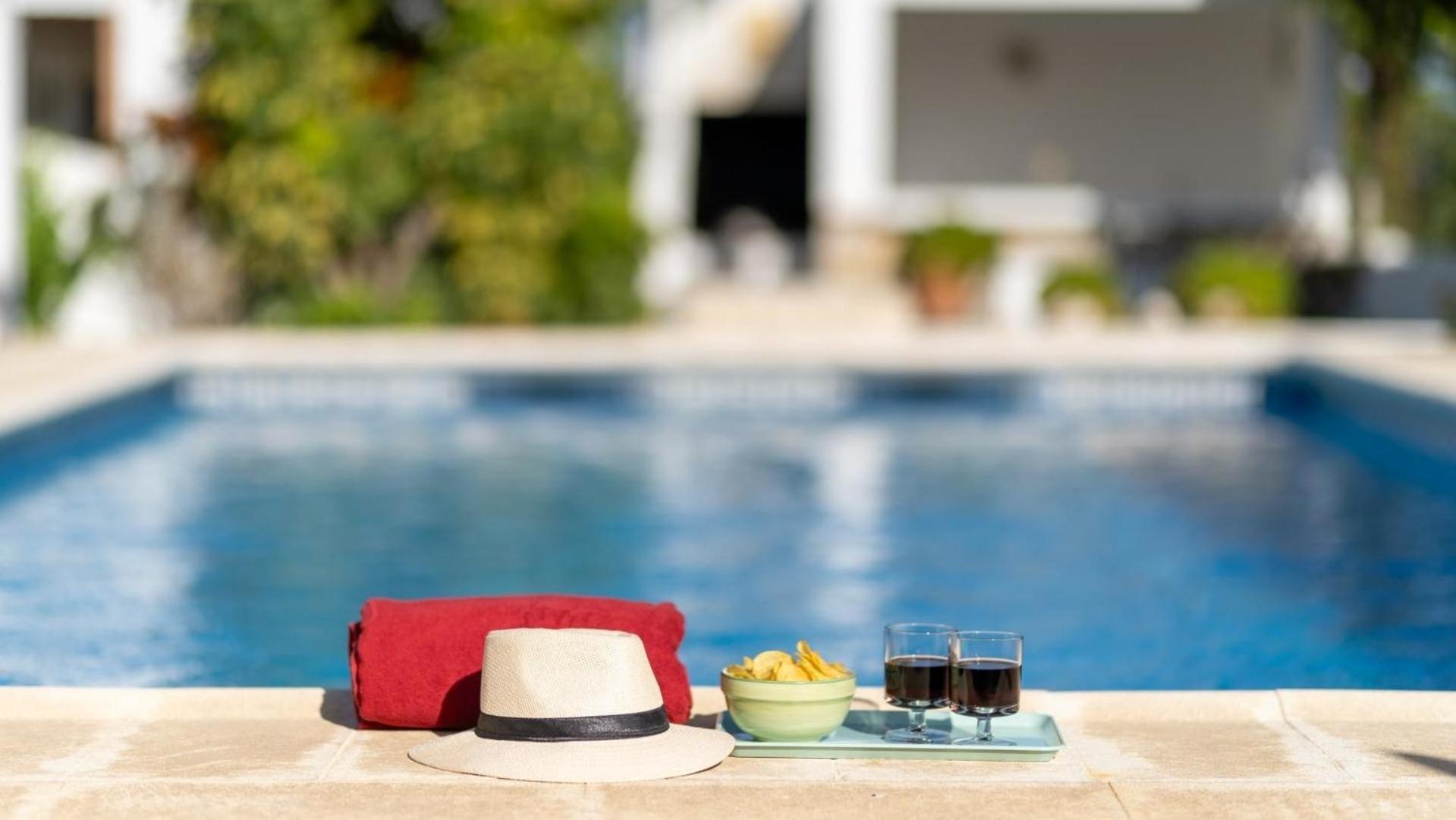 Mit Privatpool Fuer 6 Personen Ca 117 Qm In Nerja, Andalusien Costa Del Sol Holiday home *