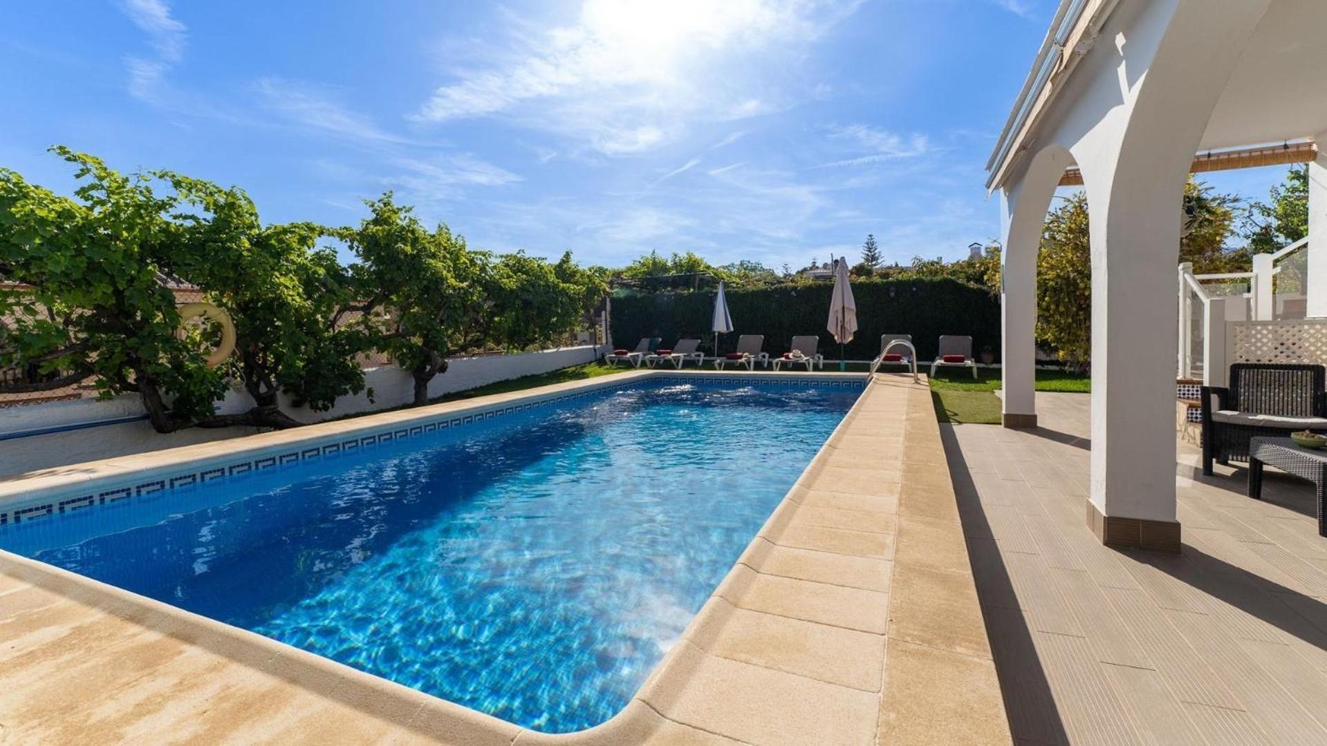 Mit Privatpool Fuer 6 Personen Ca 117 Qm In Nerja, Andalusien Costa Del Sol Nerja